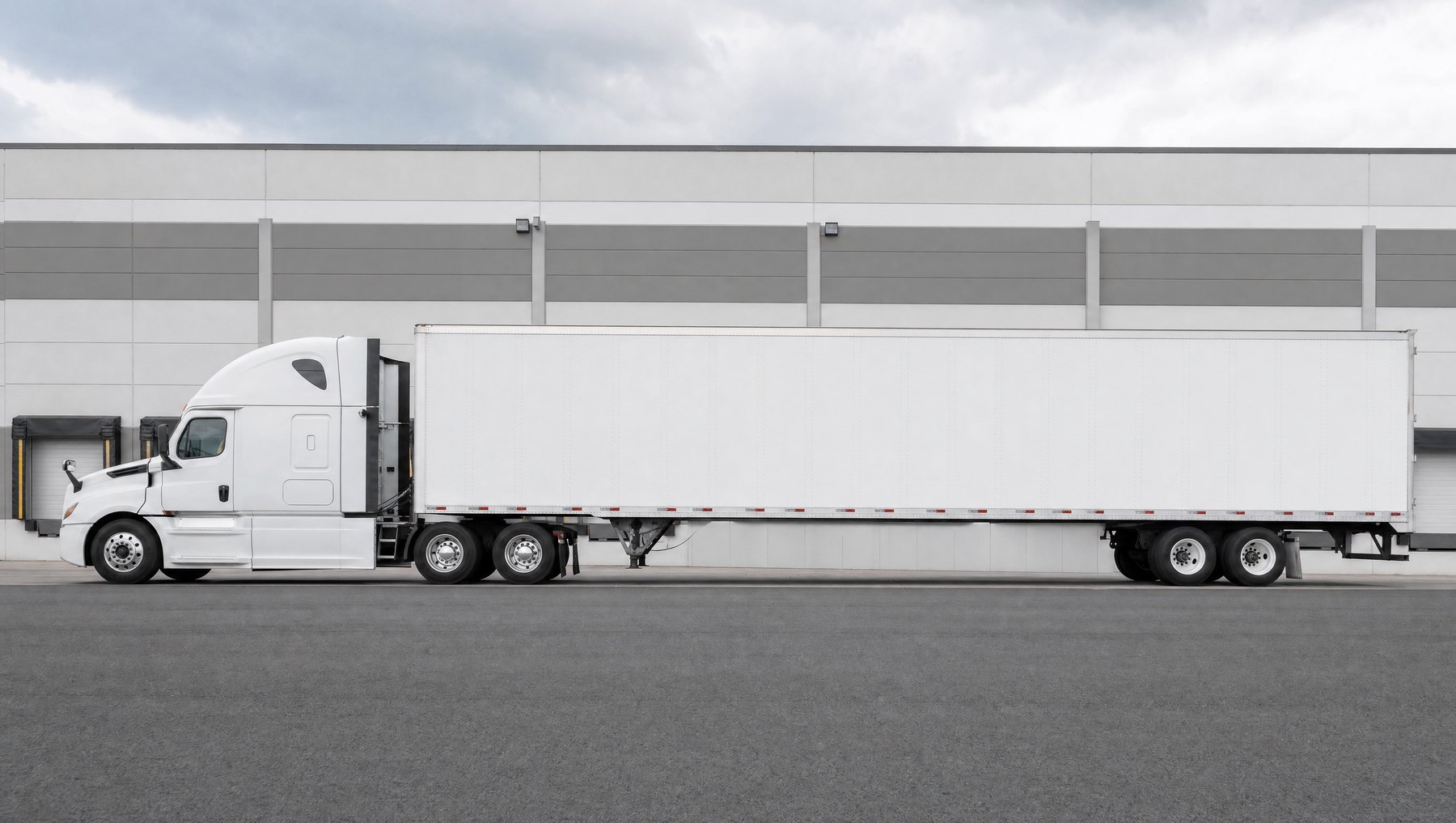 ASE North Logistics 53 foot dry van trailer in side profile